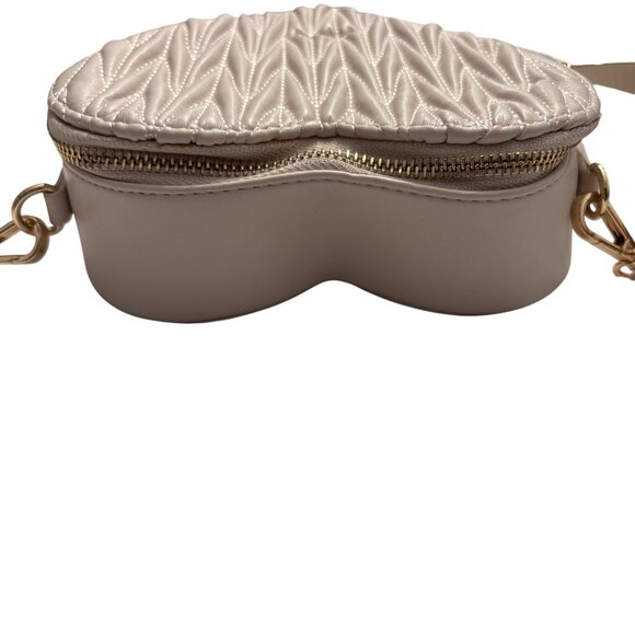 Heart-Shaped Quilted Light Pink ALDO Crossbody Bag With Gold-Tone Hardware - Picture 3 of 14